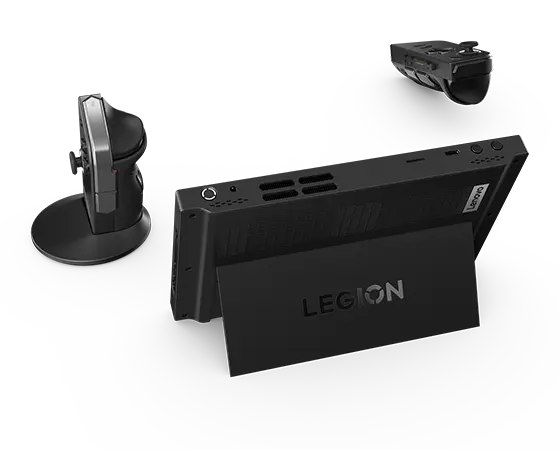 Vista del dispositivo de mano Legion Go sobre un soporte con los controladores extraídos
