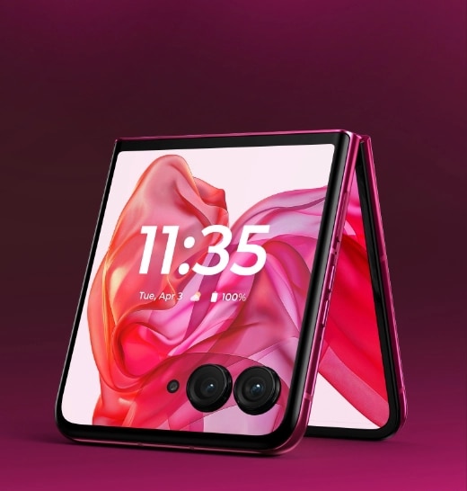 Best flip smartphone with AI features | motorola razr+ | motorola