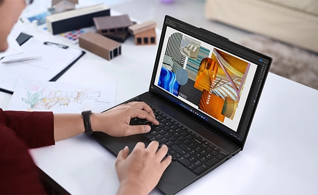 ThinkPad E16 Gen 3 IRL(16型 Intel) | どこでもビジネスの生産性を