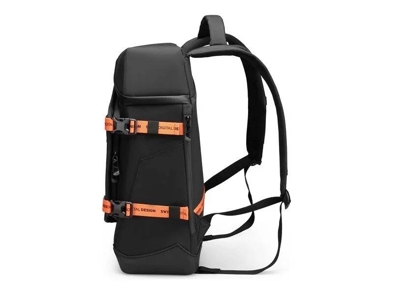 Swissdigital SEON L + Backpack for Laptops up to 16 inches - Black