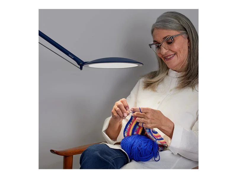 Cricut Bright LED Floor Lamp for Craft - Indigo | 78548750 | Lenovo US