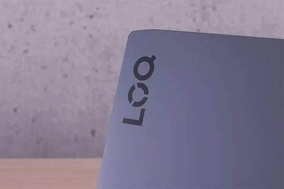 15.6型ノート「Lenovo LOQ 15IRH8」
