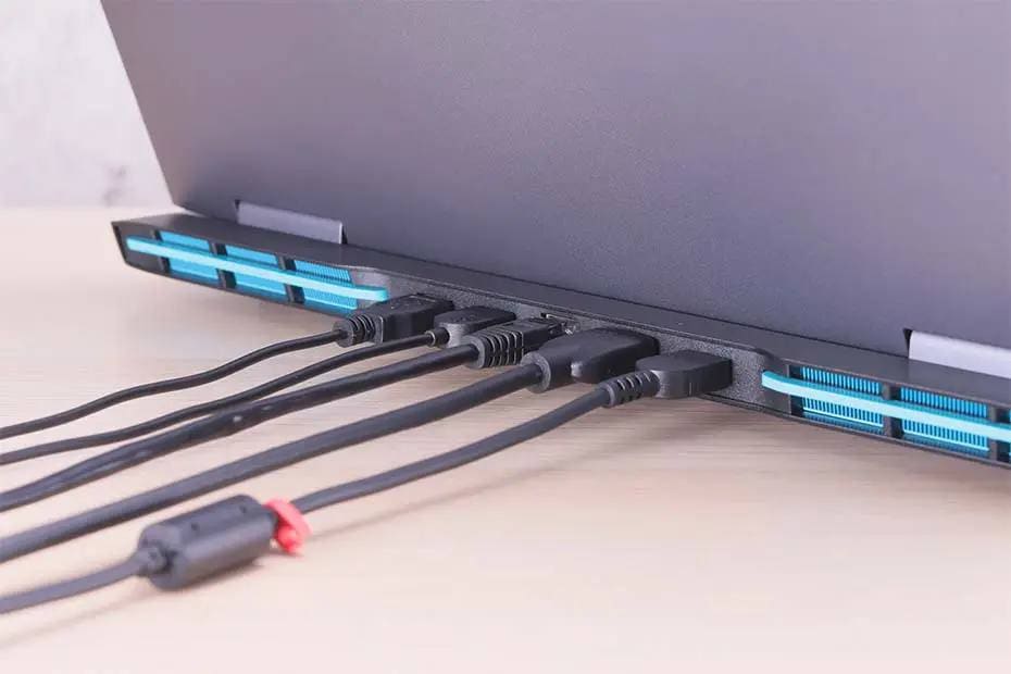 15.6型ノート「Lenovo LOQ 15IRH8」