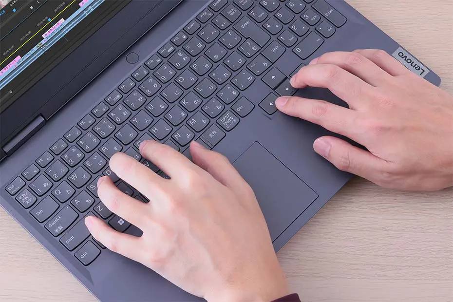 15.6型ノート「Lenovo LOQ 15IRH8」