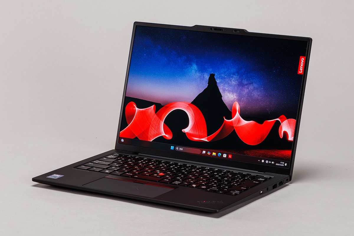 約986gの衝撃、切れ味鋭いエッジが光る「AI時代のThinkPad」―今