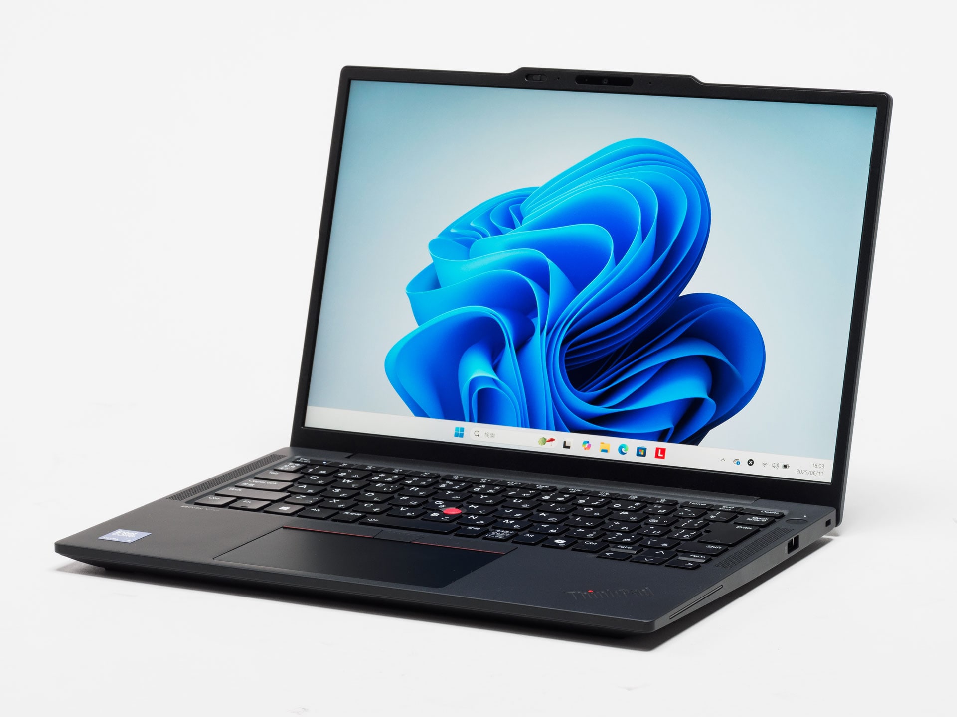 ついに約933gになった！ 10万円台で買える「ThinkPad X13 Gen 6」は