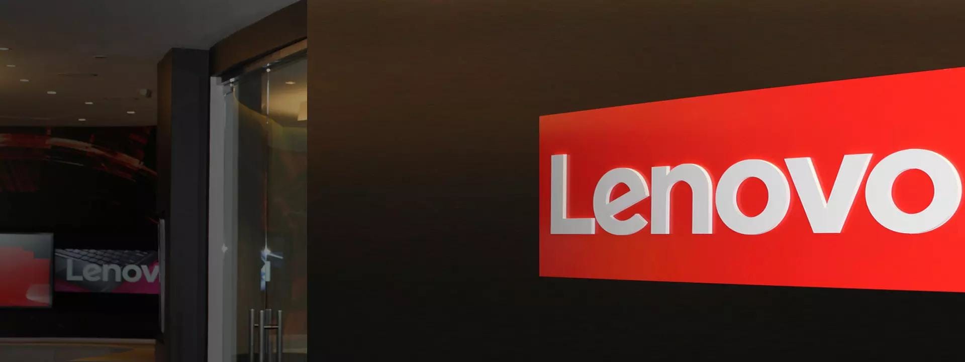 Lenovo Executive Briefing Center and Customer Engagement - Lenovo logo