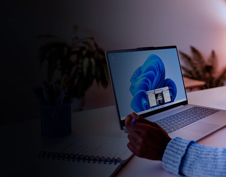 Upgrade to Win 11: Elevate Your AI Laptop & Computers | Lenovo US