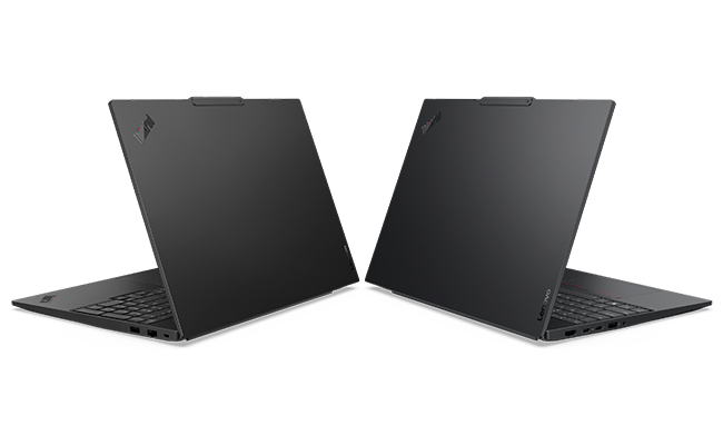兩部 Lenovo ThinkPad E16 Gen 4 (16″ Intel) 筆記型電腦背對背放置，突顯其纖薄外形及堅固的構造。