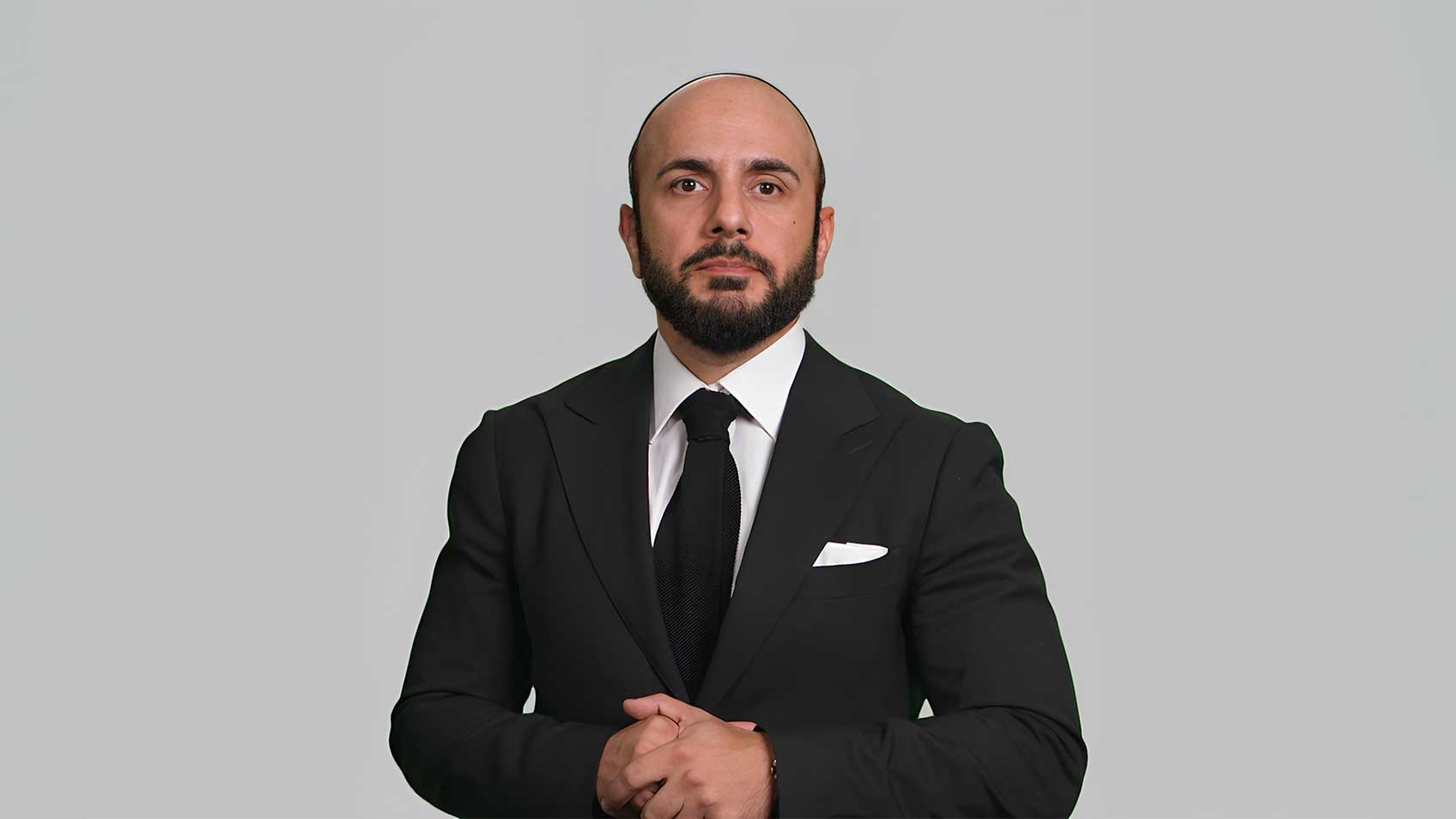 Nima Baiati headshot.