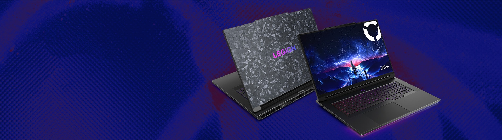 Deux portables Lenovo Legion 9i Gen 10, un ouvert et l’autre fermé, sur un fond bleu et mauve texturé.