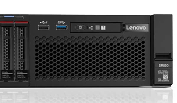 Lenovo ThinkSystem SR850 Mission-Critical Server - close up, front facing
