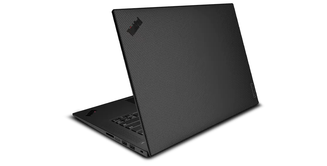 Arrière de la station de travail portable Lenovo ThinkPad P1 Gen 4 montrant le fini en fibre de carbone, incliné pour montrer les ports côté droit