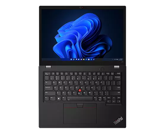 Vue de dessus du portable ThinkPad L13 Gen 3 montrant l’écran et le clavier