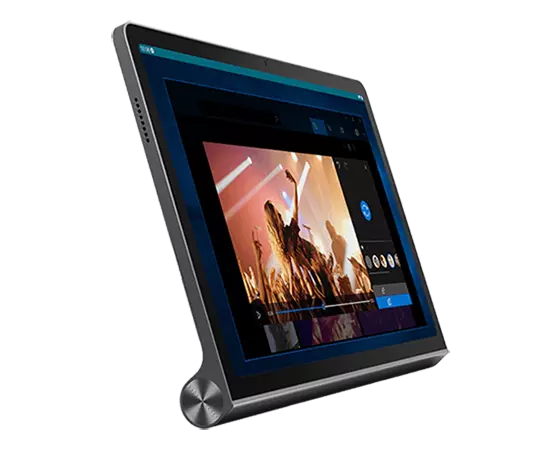Tablette Lenovo Yoga Tab 11 : vue de 3/4 côté gauche, avec lecteur de musique et image de concert sur l'écran