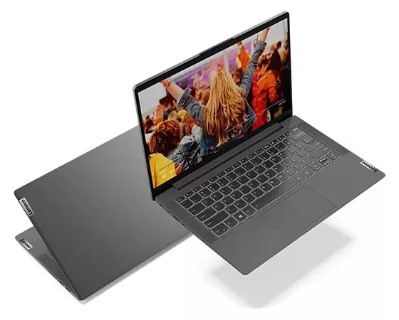 Deux Lenovo IdeaPad 5 (14) AMD, vue du capot et du clavier