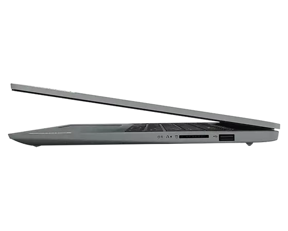 Portátil Lenovo IdeaPad 1 7ma Gen (15.6”, AMD) parcialmente cerrada, perfil lateral derecho