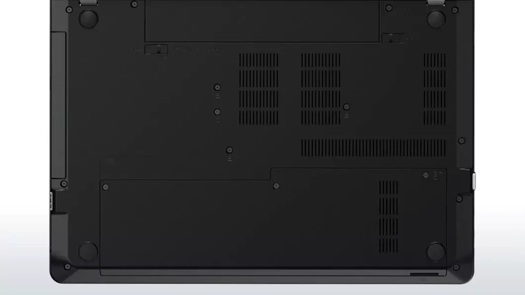 Lenovo ThinkPad E570 Bottom