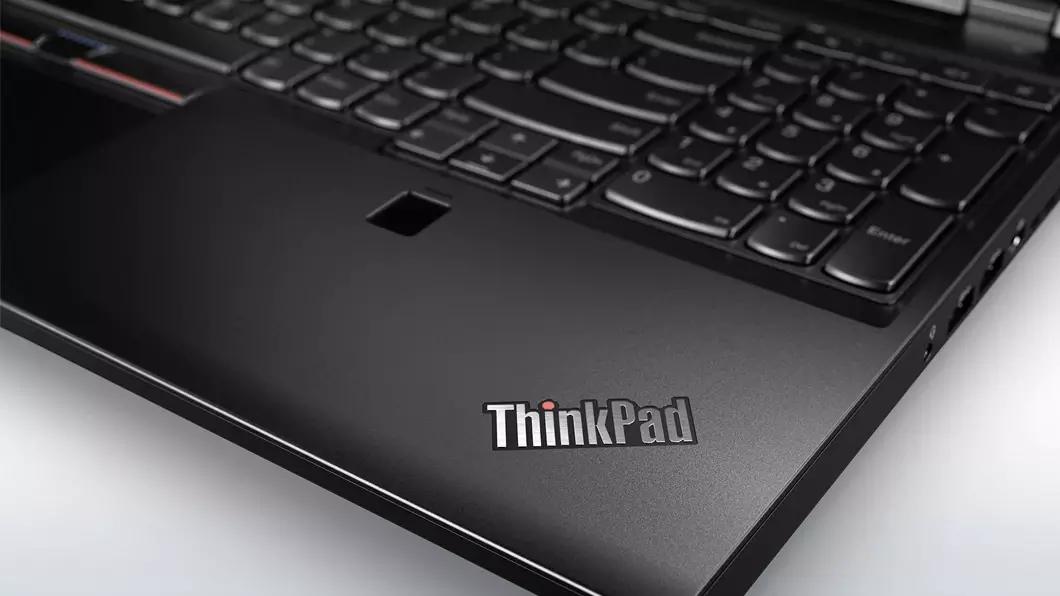 Lenovo ThinkPad P50 Fingerprint Reader Detail