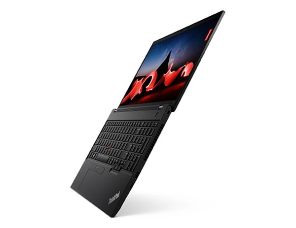 Portátil Lenovo ThinkPad L15 Gen 4 (15” Intel): vista del lateral derecho con la tapa abierta 180 grados, apoyado en ángulo en el borde delantero