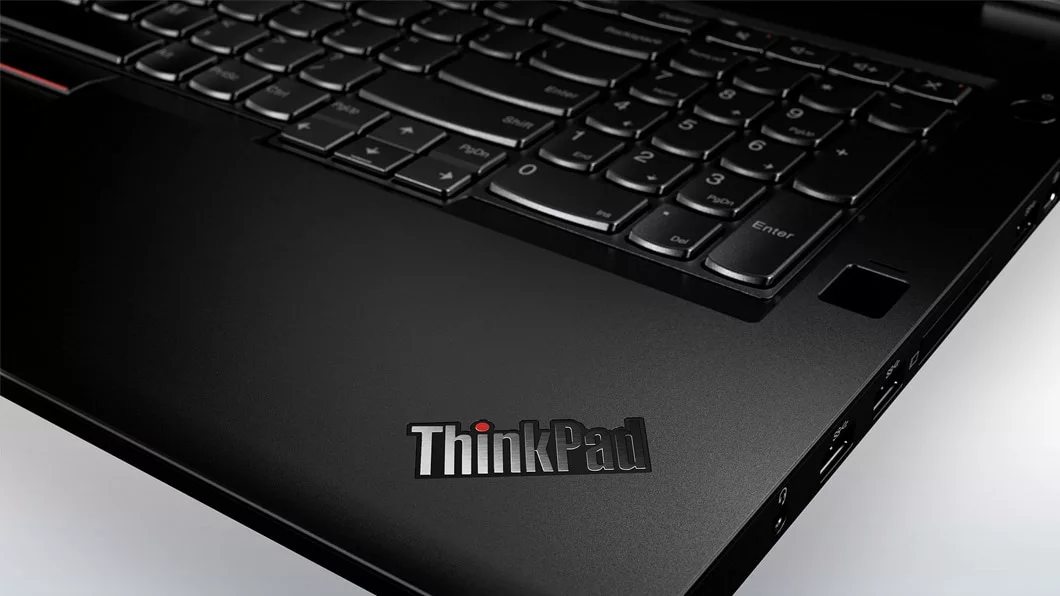 lenovo-laptop-thinkpad-p70-keyboard-detail-7.jpg