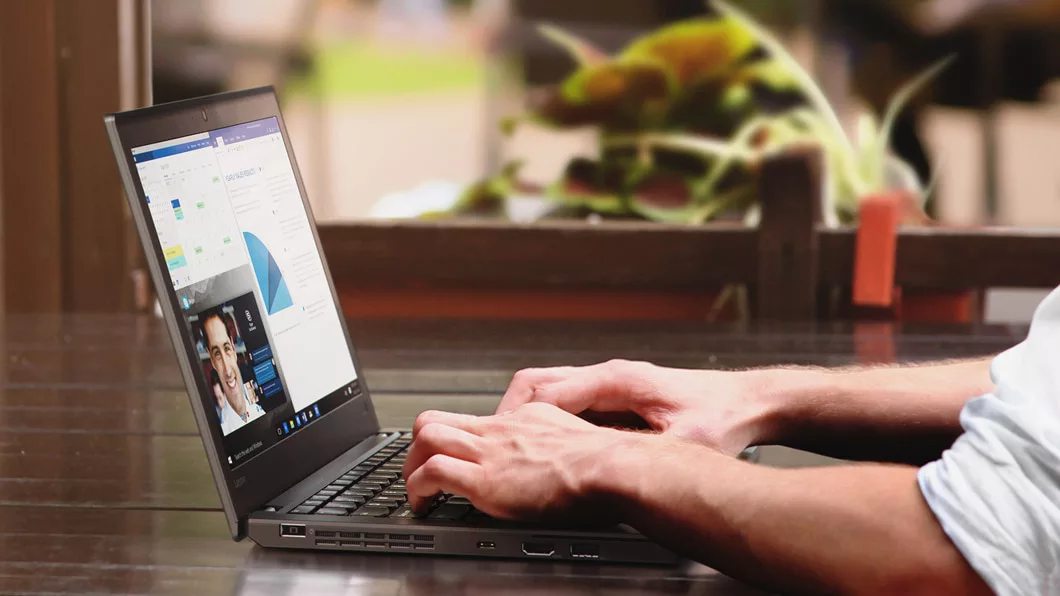 美品 Lenovo ThinkPad X270 i5 Office2021Pro液晶に白濁画面ムラ焼けなし