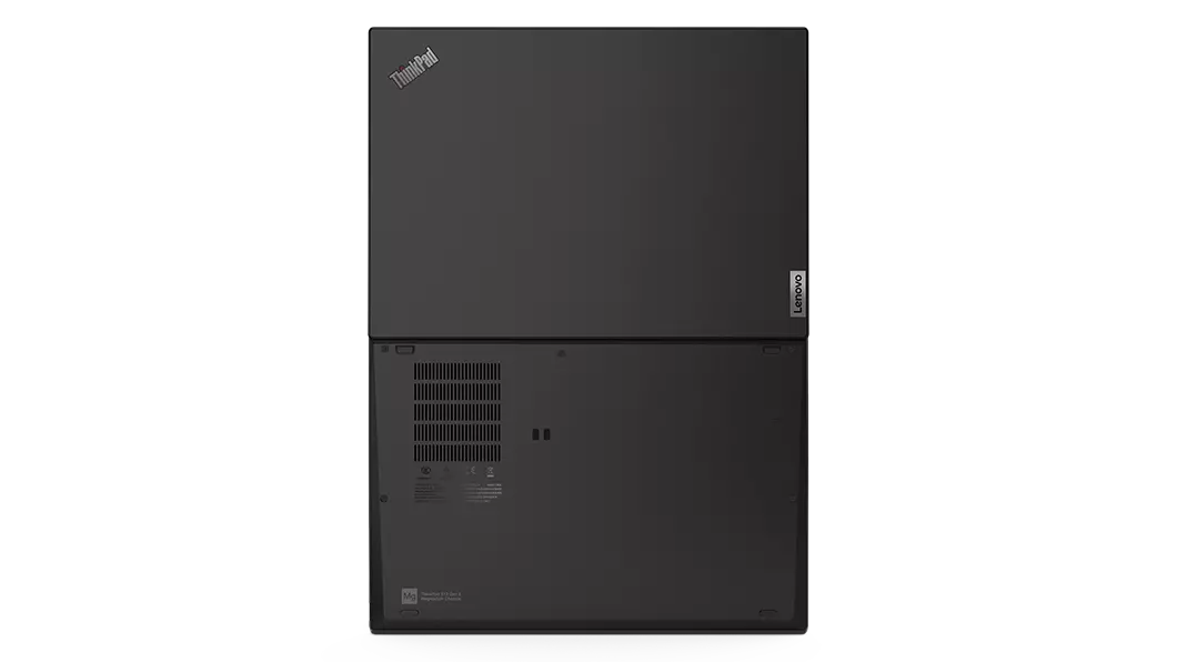 ThinkPad X13 Gen 2 (13inch Intel) bærbar PC – sett nedenfra, lokket åpent