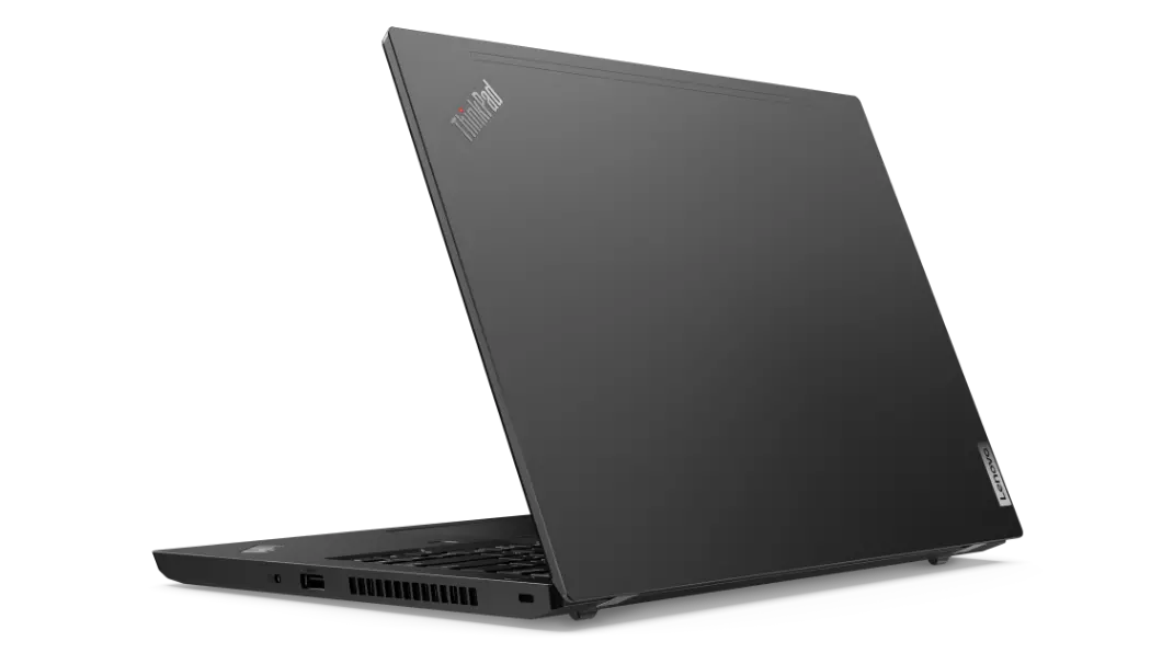 Vista traseira do Lenovo ThinkPad L14 (2.ª geração) (Intel) aberto a cerca de 80 graus, ligeiramente em ângulo para mostrar as portas laterais direitas.