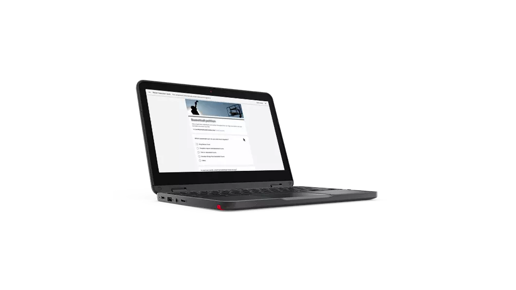 Lenovo 300e Chromebook (3.ª geração): aberto a 95 graus com um foco no painel de visualização, em ângulo para mostrar as portas do lado esquerdo e a caneta na ranhura.