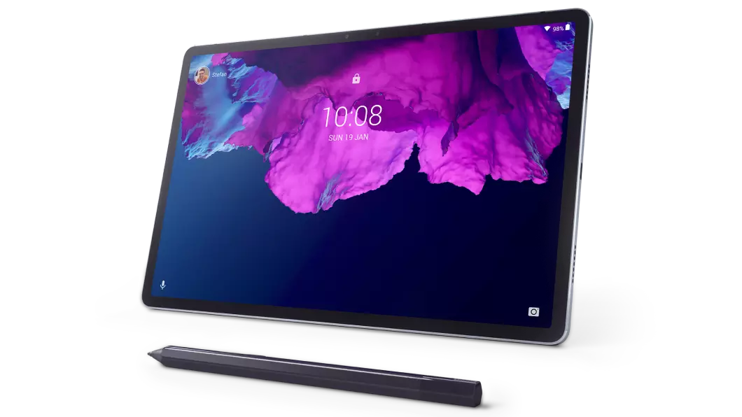 Vue trois quarts gauche de la Lenovo Tab P11 Pro posée derrière le Lenovo Precision Pen 2 en option