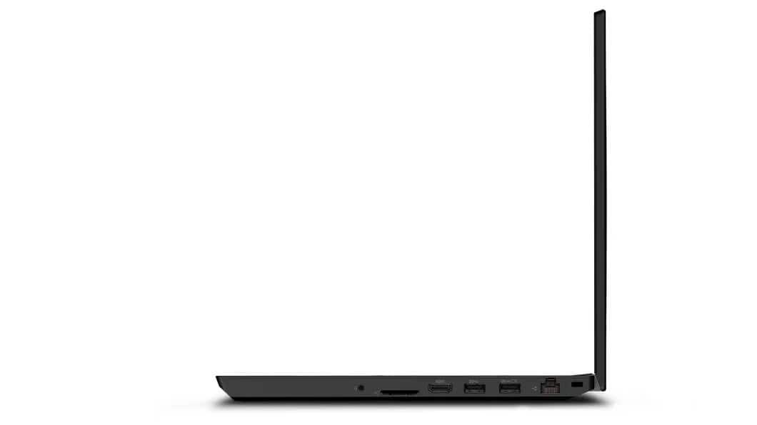 Lenovo ThinkPad T15p 90 astetta avattuna, oikealla puolella olevat liitännät näkyvissä